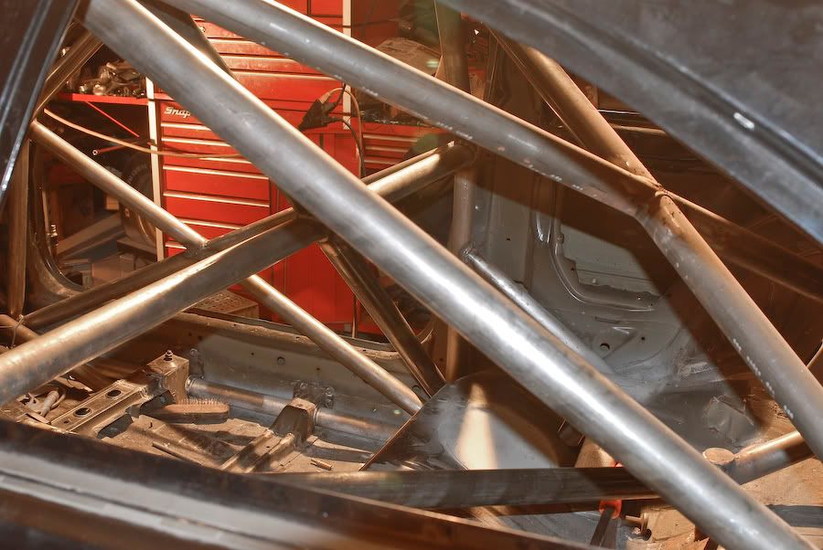 unibody pictures (planning chassis reinforcement) E46Fanatics